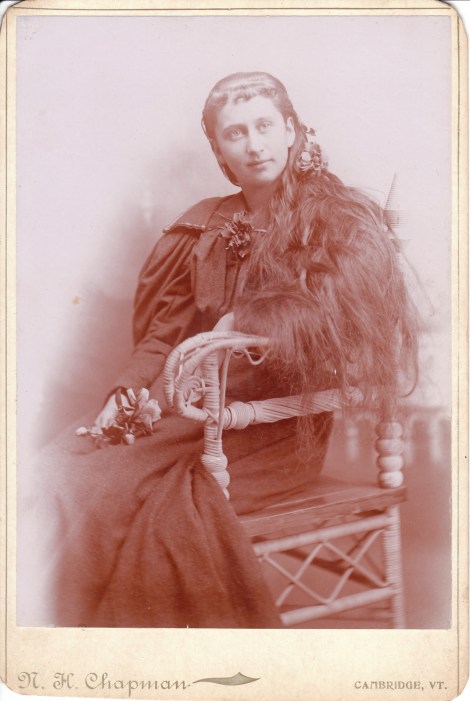 WOMAN WITH HAIR_0002