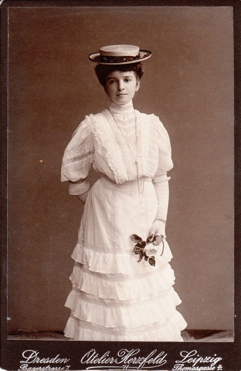 pretty german lady_0002