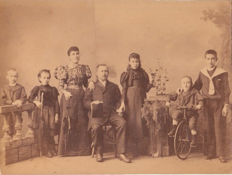 FAMILY PORTRAIT_0005