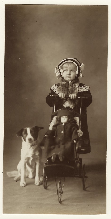 girl and puppy