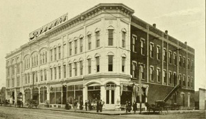 oliver-pearson-6th-and-walnut1