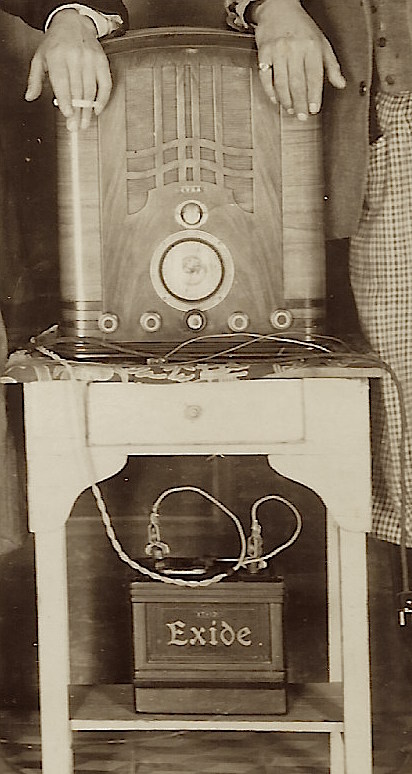 old radio 1