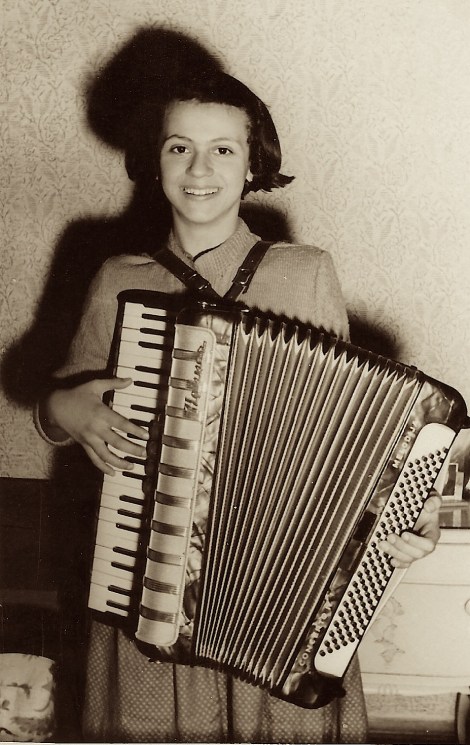 accordion 1
